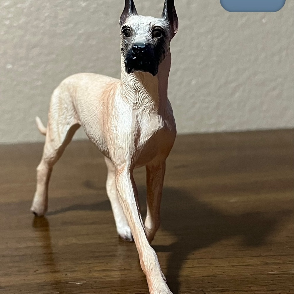 RETIRED VINTAGE BREYER GREAT DANE DOG - COLOR: "FAWN"/BEIGE/TAN/BUCKSKIN